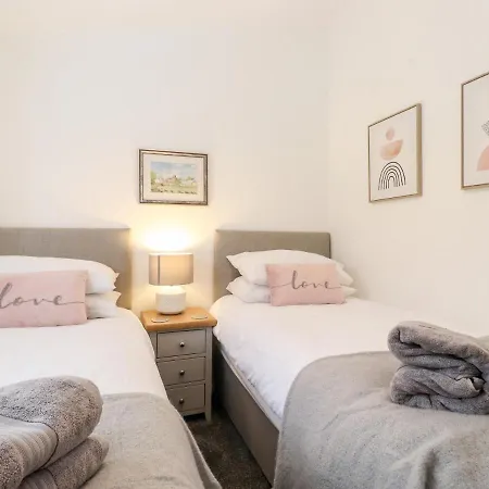 Keswick Court 2 Holiday home Windermere